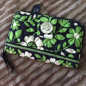 Vera Bradley wallet
